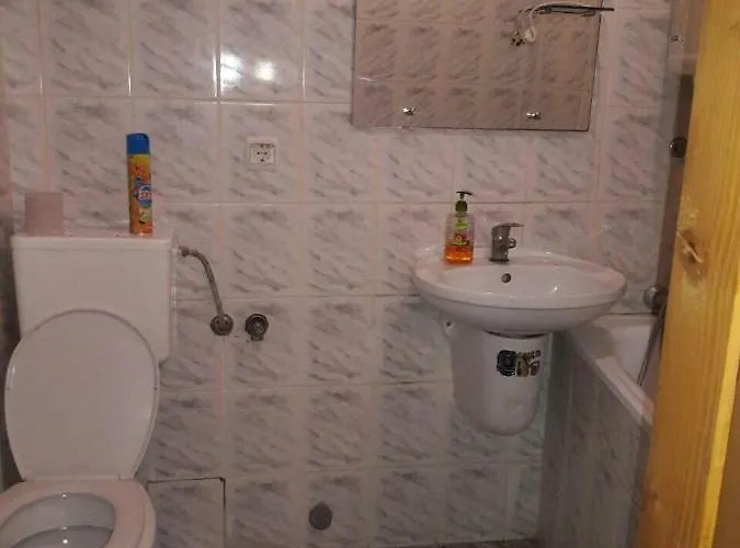 між вокзалом і центром Apartman